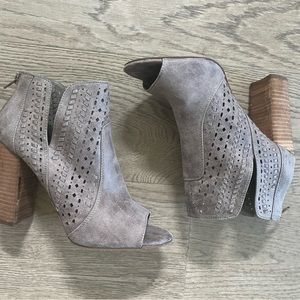 Carlos by Carlos Santana Opened Toed Booties